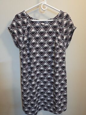 Merona Black & White Geometric Midi Dress (B51)